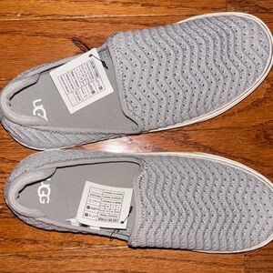 UGG Women’s NWT Stretch, Gray, Chevron, Sparkle, Slip-On Loafers